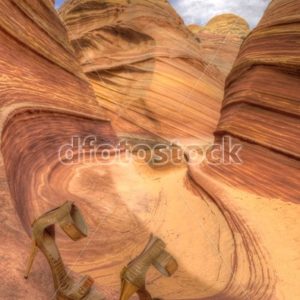 Stepping into The Wave in Style - dfoto.pl